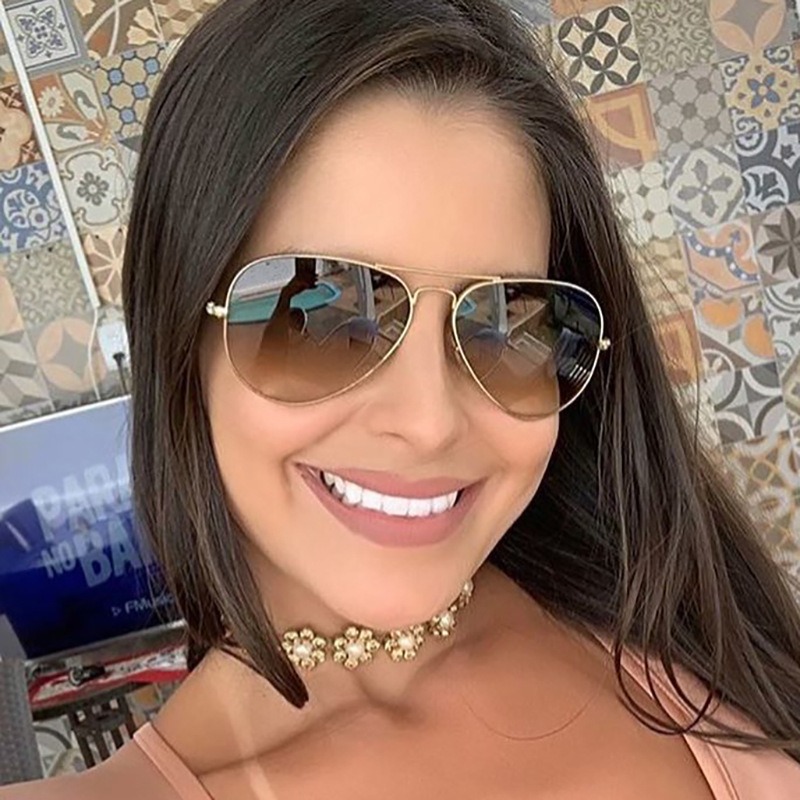 Metal Photo Panel - Retro Fashion Metal Oval Frame Sunglasses