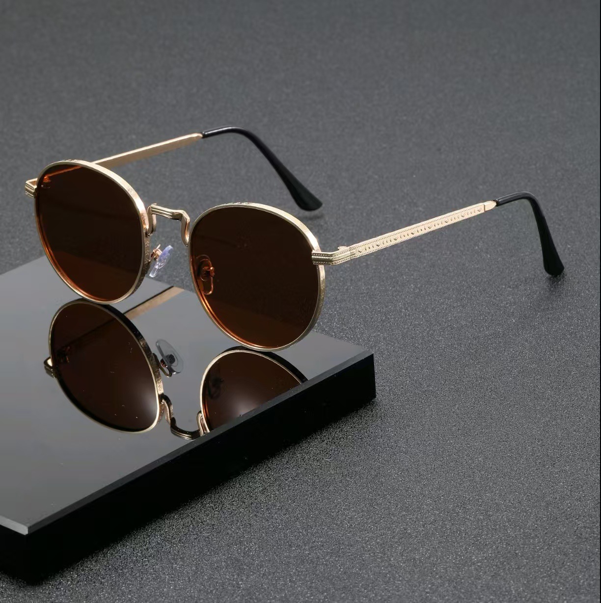 1PCS Retro Oval Narrow Frame S - Metal Photo Panel recensie en prijs