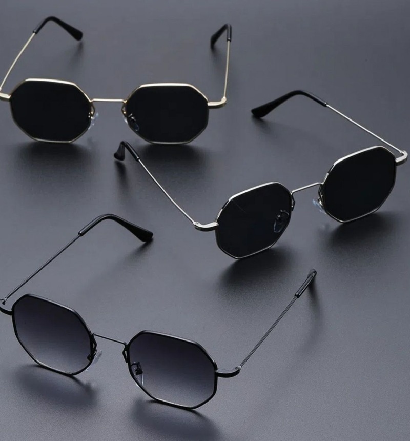 Sexy Small Square Sunglasses W - Metal Photo Panel recensie en prijs